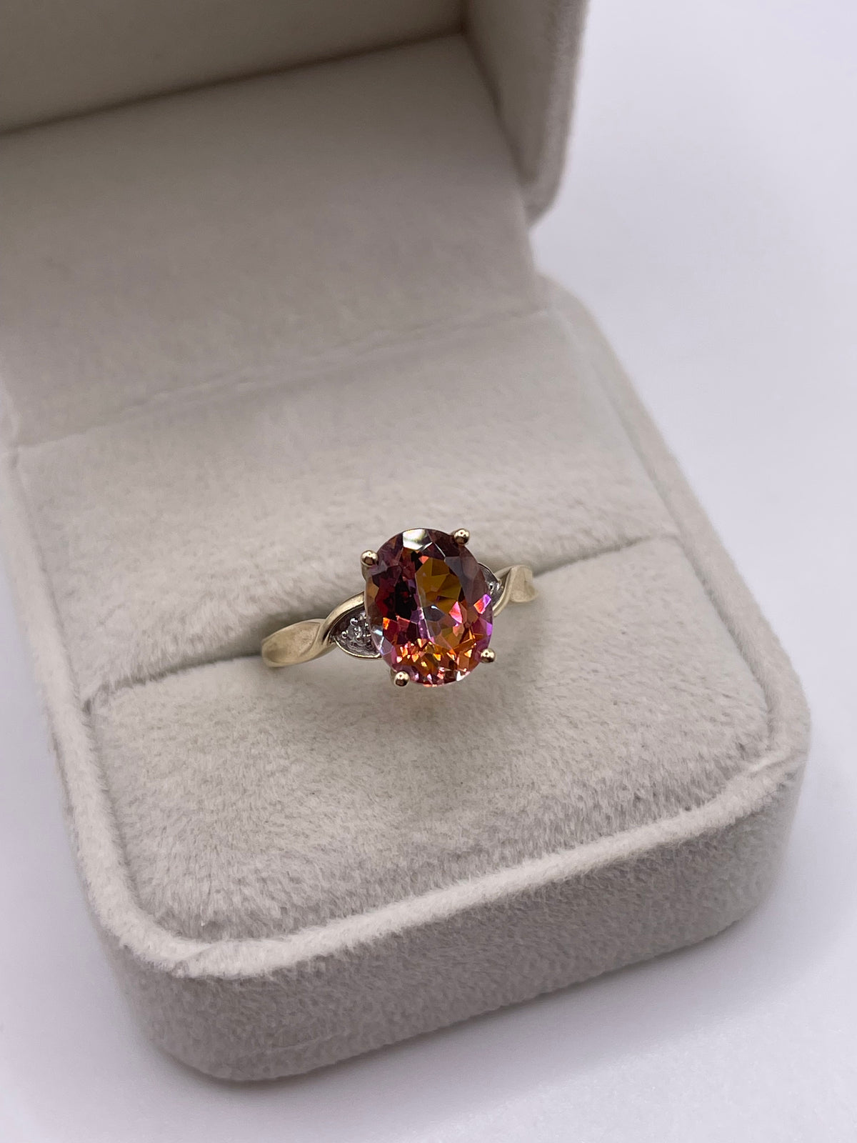 9ct gold topaz and diamond ring