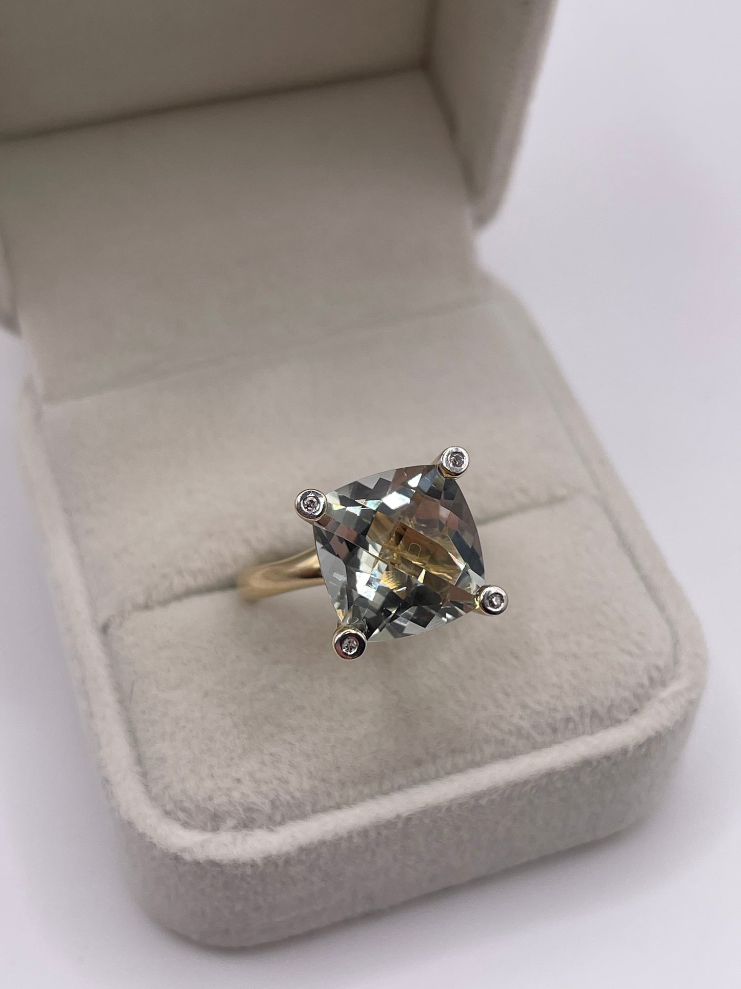 9ct gold green amethyst and diamond ring