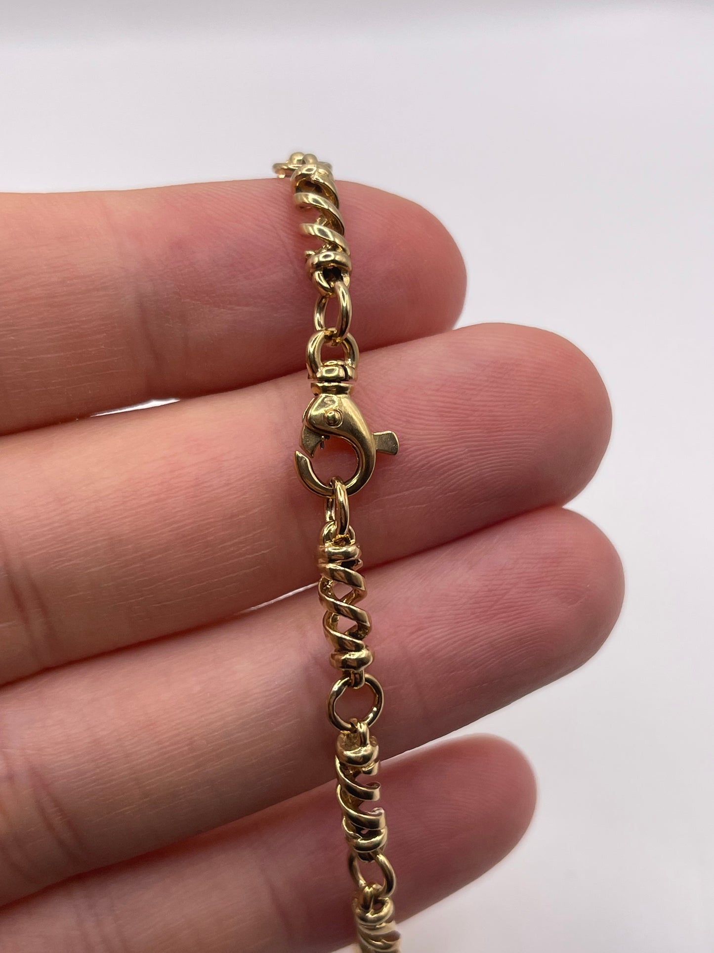 9ct gold bracelet