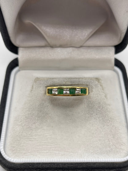 18ct gold emerald and cz ring