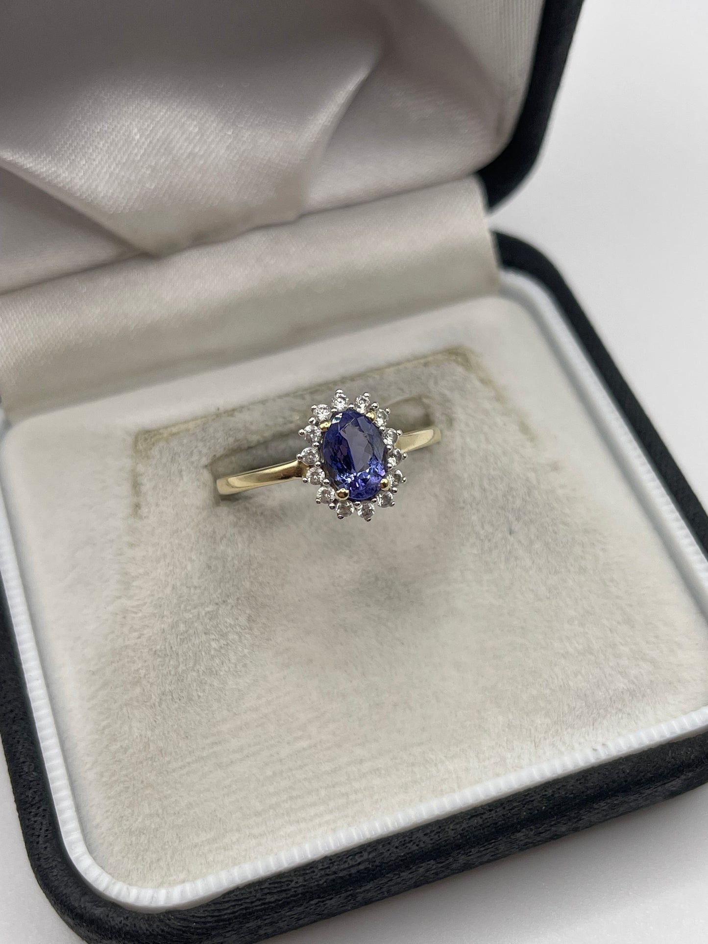 9ct gold tanzanite and zircon ring