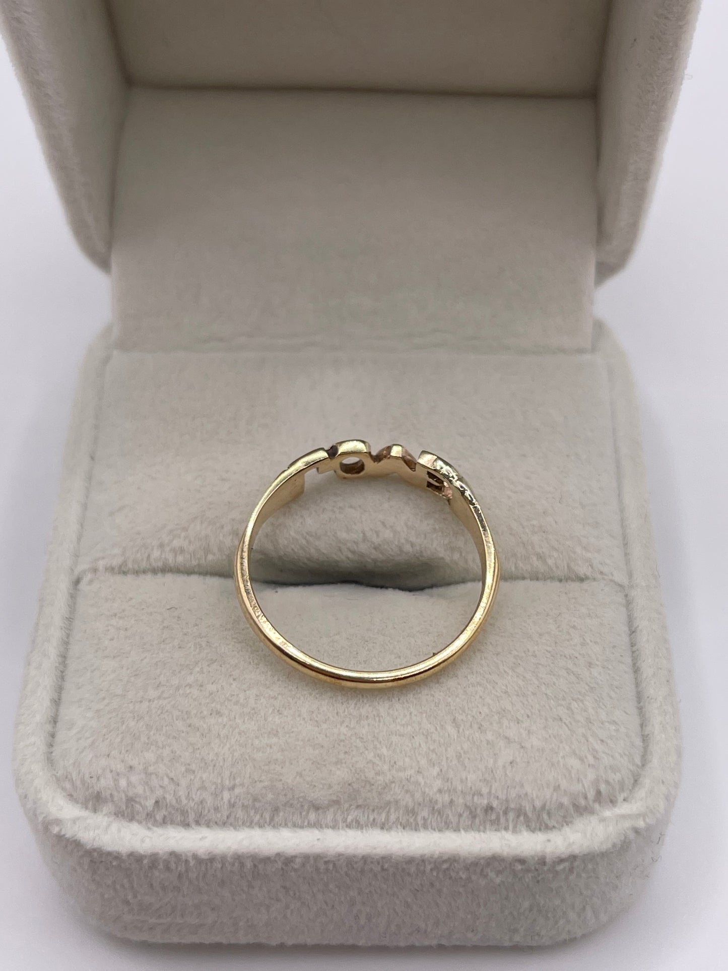 9ct gold love ring