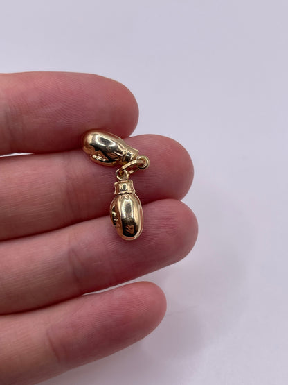 9ct gold boxing glove charm