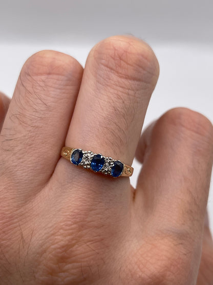 9ct gold sapphire and diamond ring