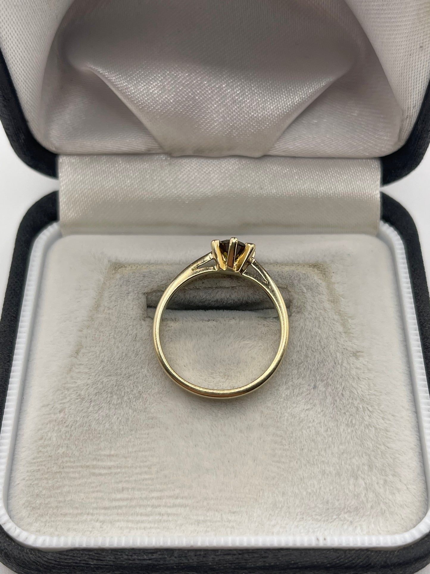 9ct gold sphene ring