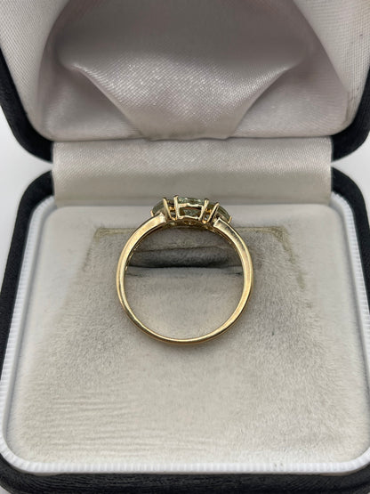 9ct gold quartz ring