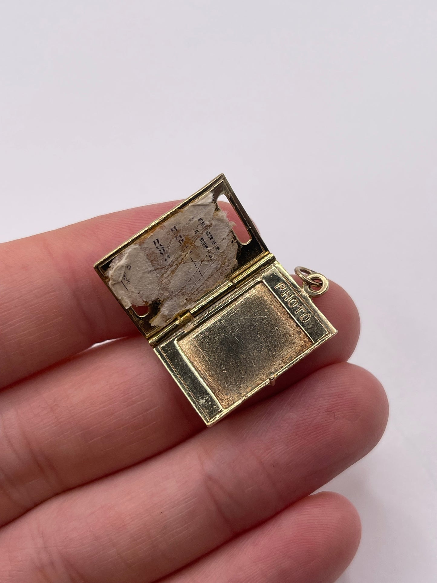 Heavy 9ct gold passport charm
