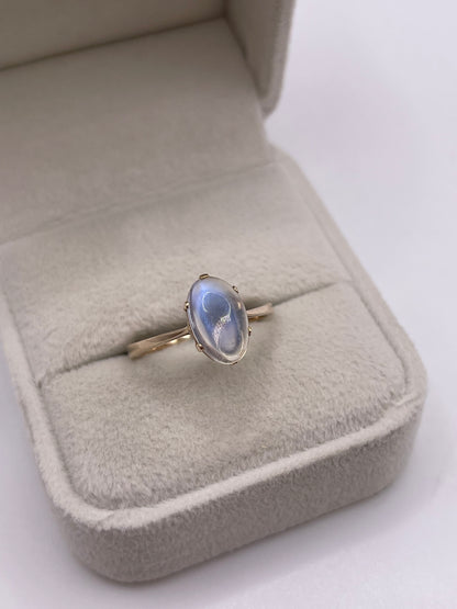9ct gold moonstone ring
