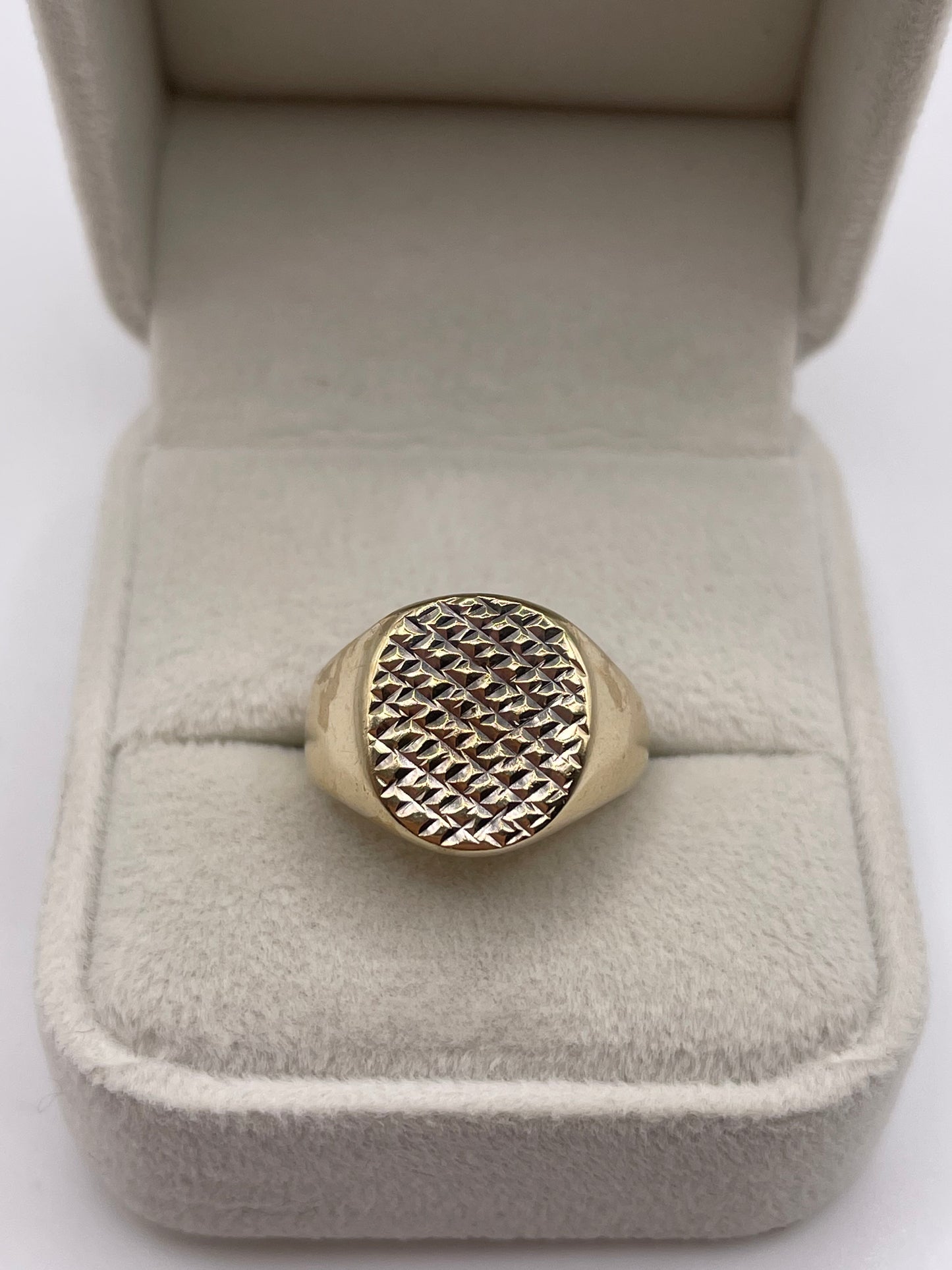 9ct gold signet ring