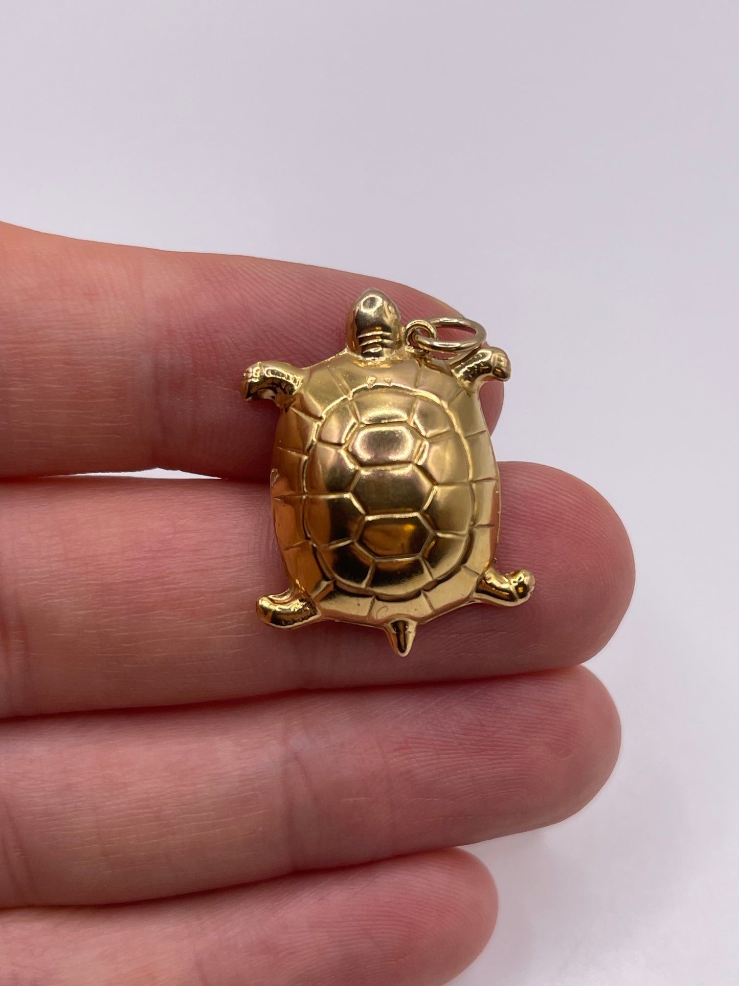 9ct gold turtle charm