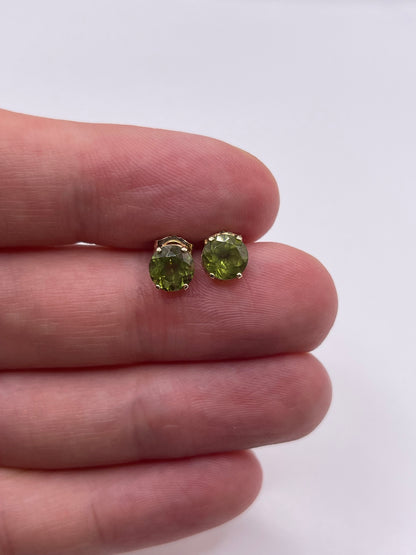 9ct gold peridot earrings