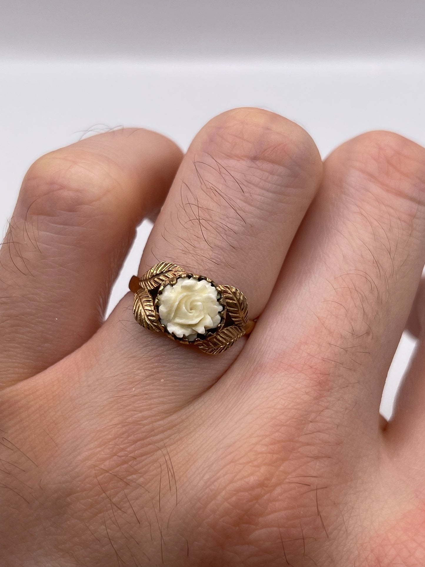 9ct gold carved rose ring