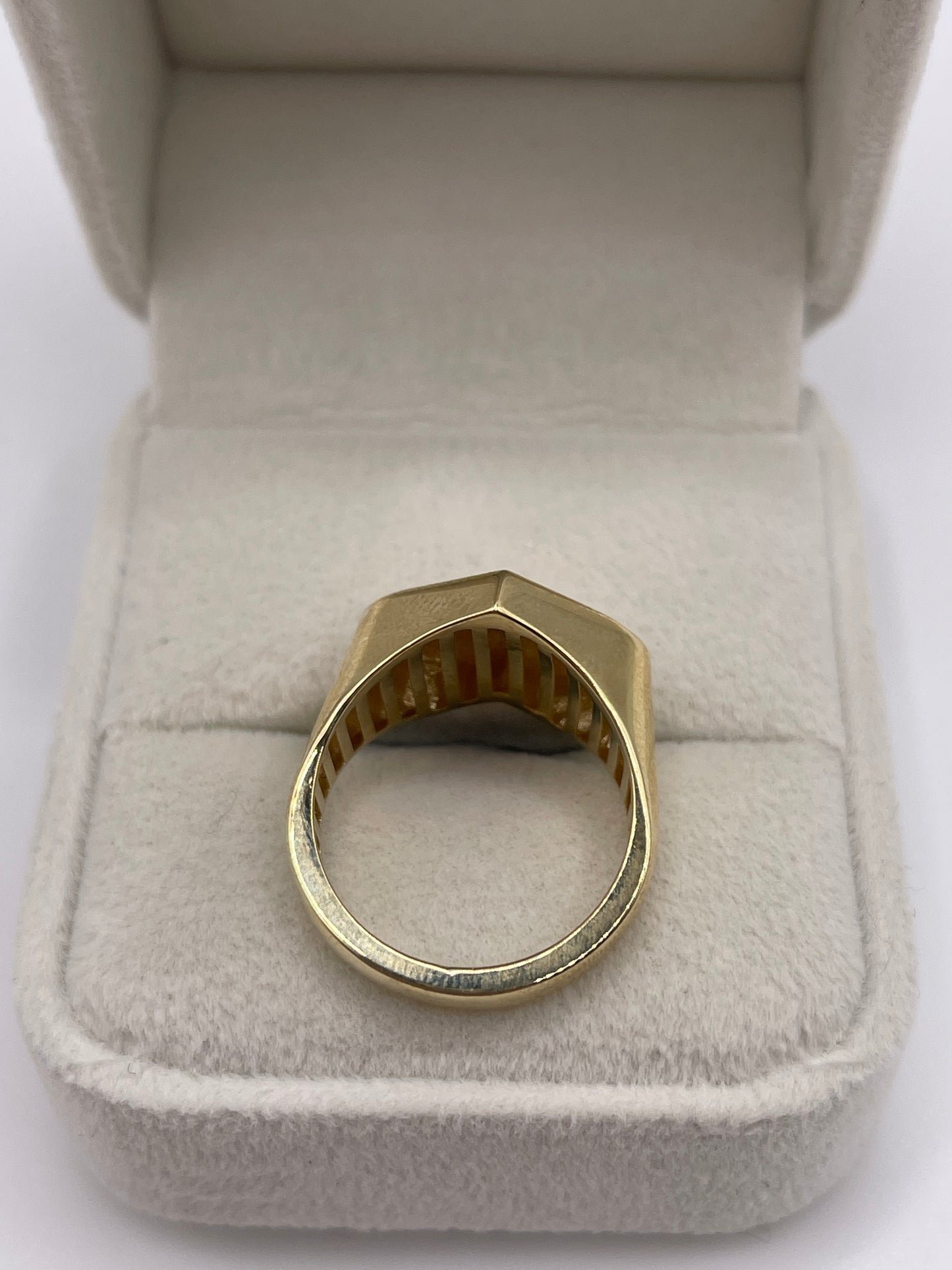 9ct gold heart ring