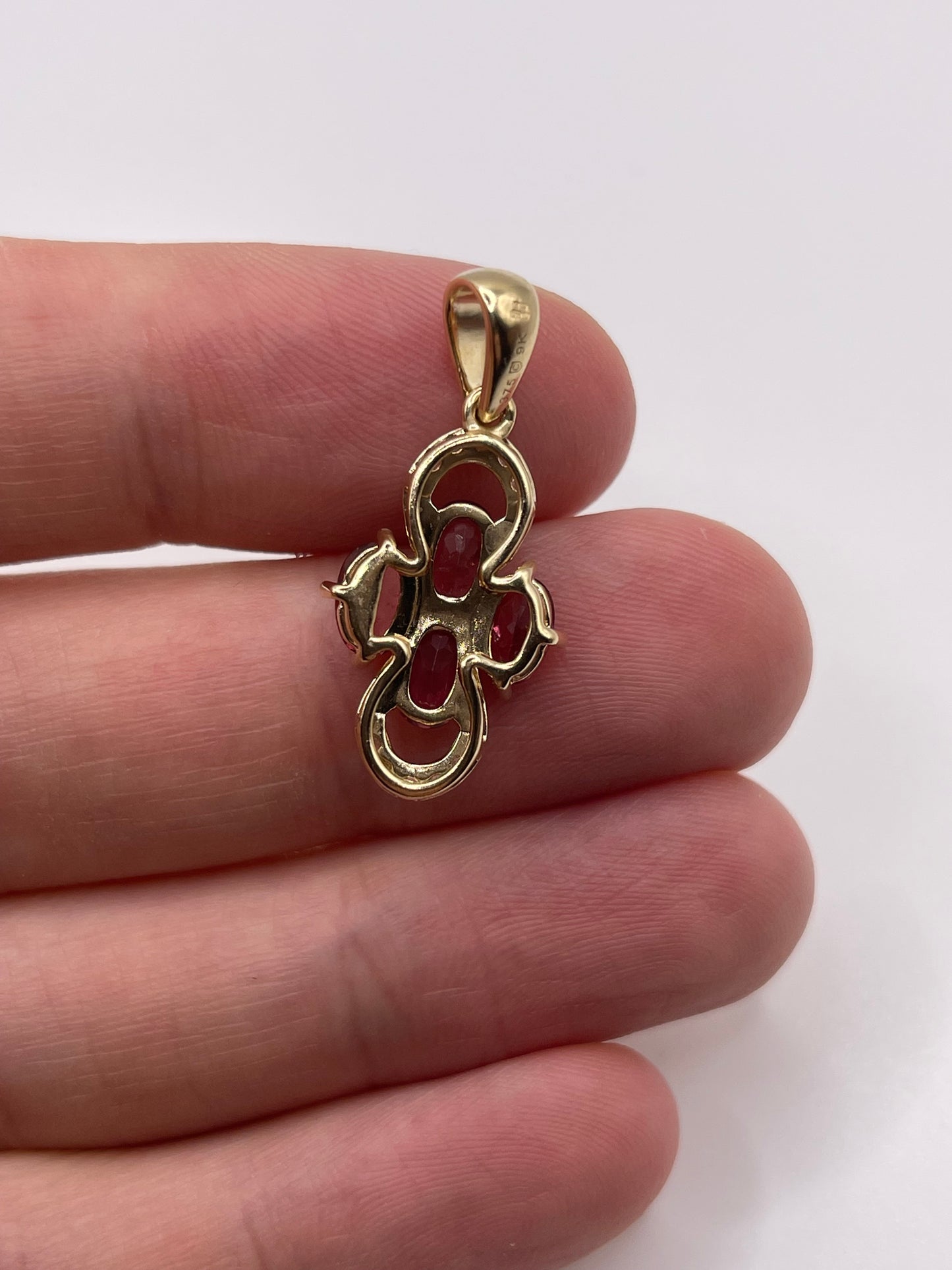 9ct gold tourmaline and zircon pendant