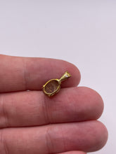 Load image into Gallery viewer, 9ct gold sunstone pendant
