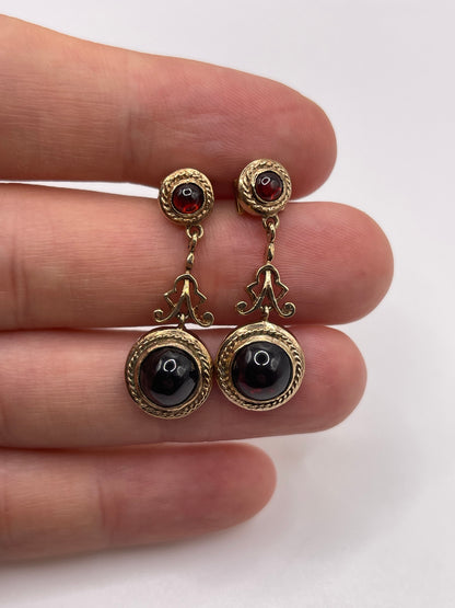 9ct gold cabochon garnet earrings