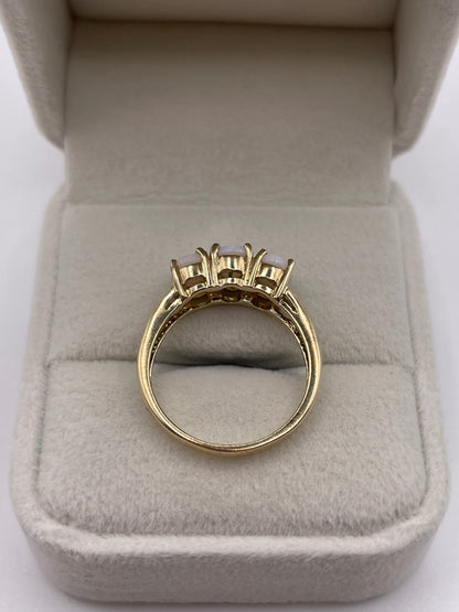 9ct gold opal ring