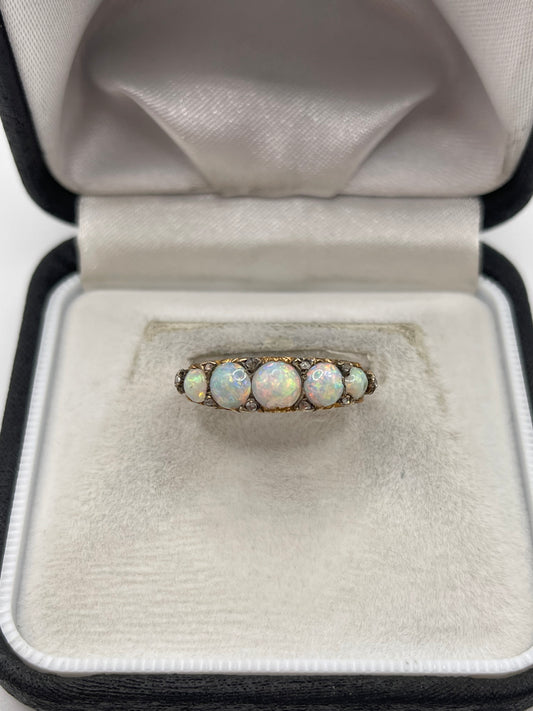 Antique 18ct gold opal and diamond ring