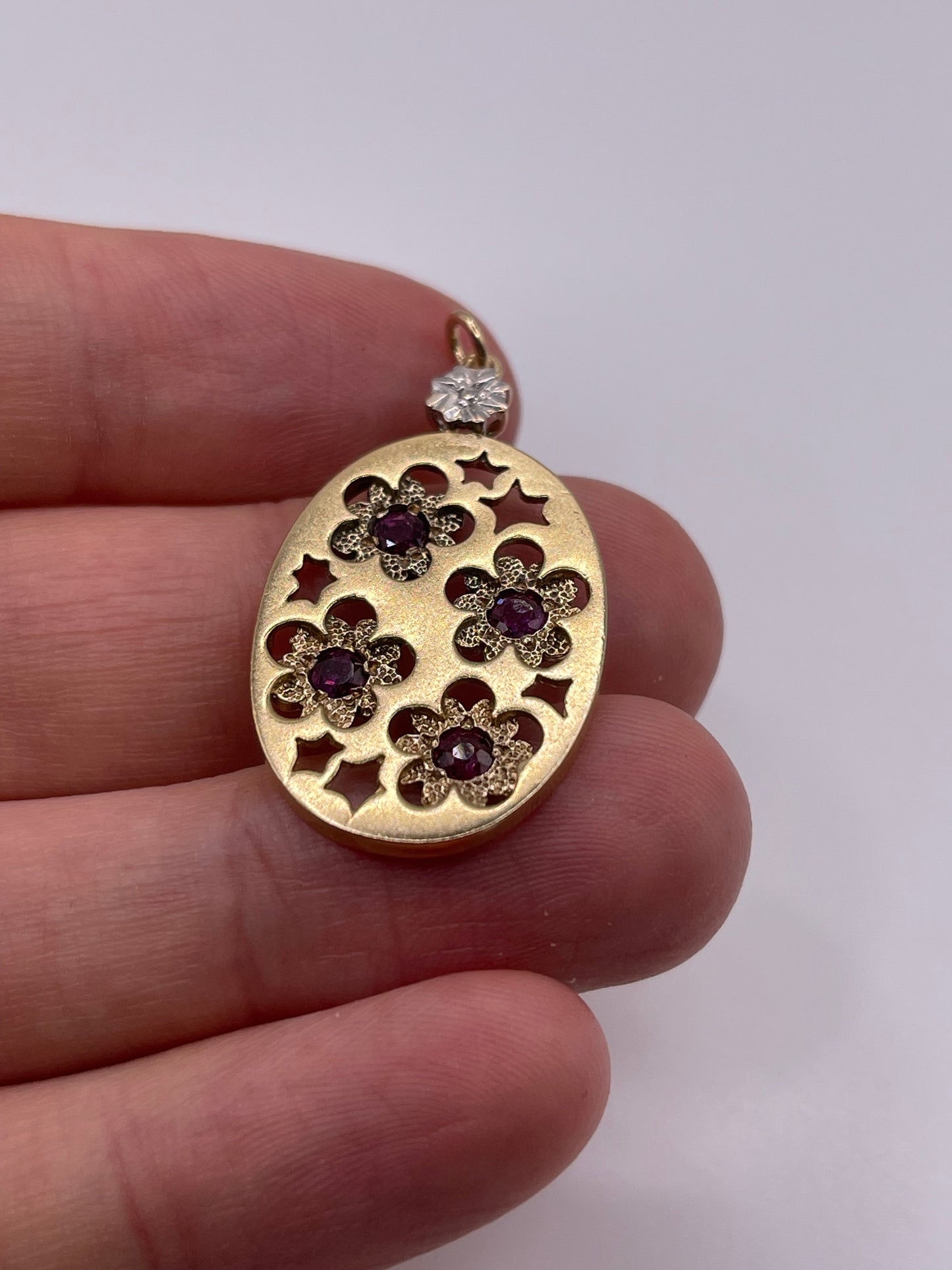 9ct gold ruby and diamond pendant
