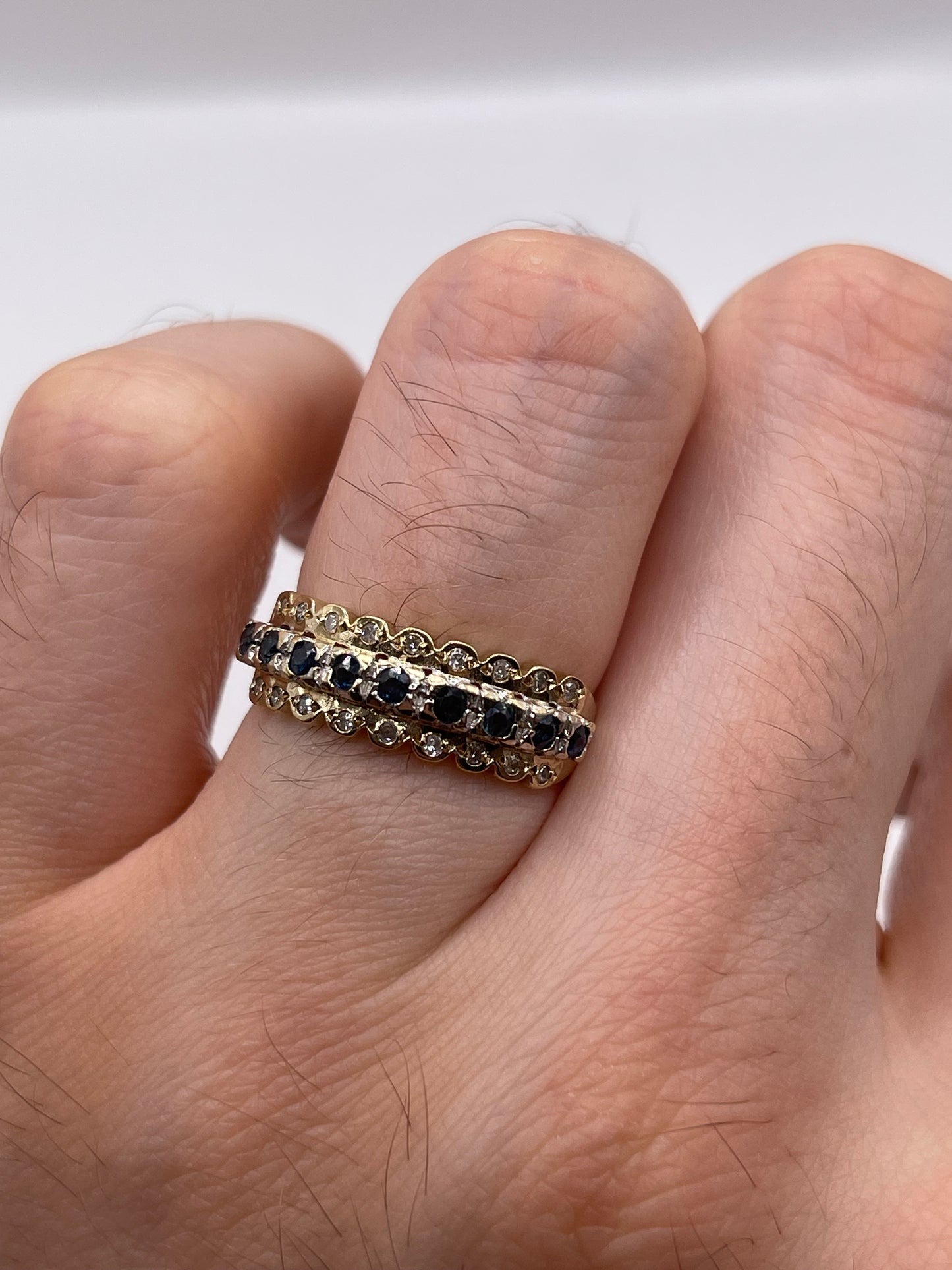 9ct gold sapphire and diamond ring