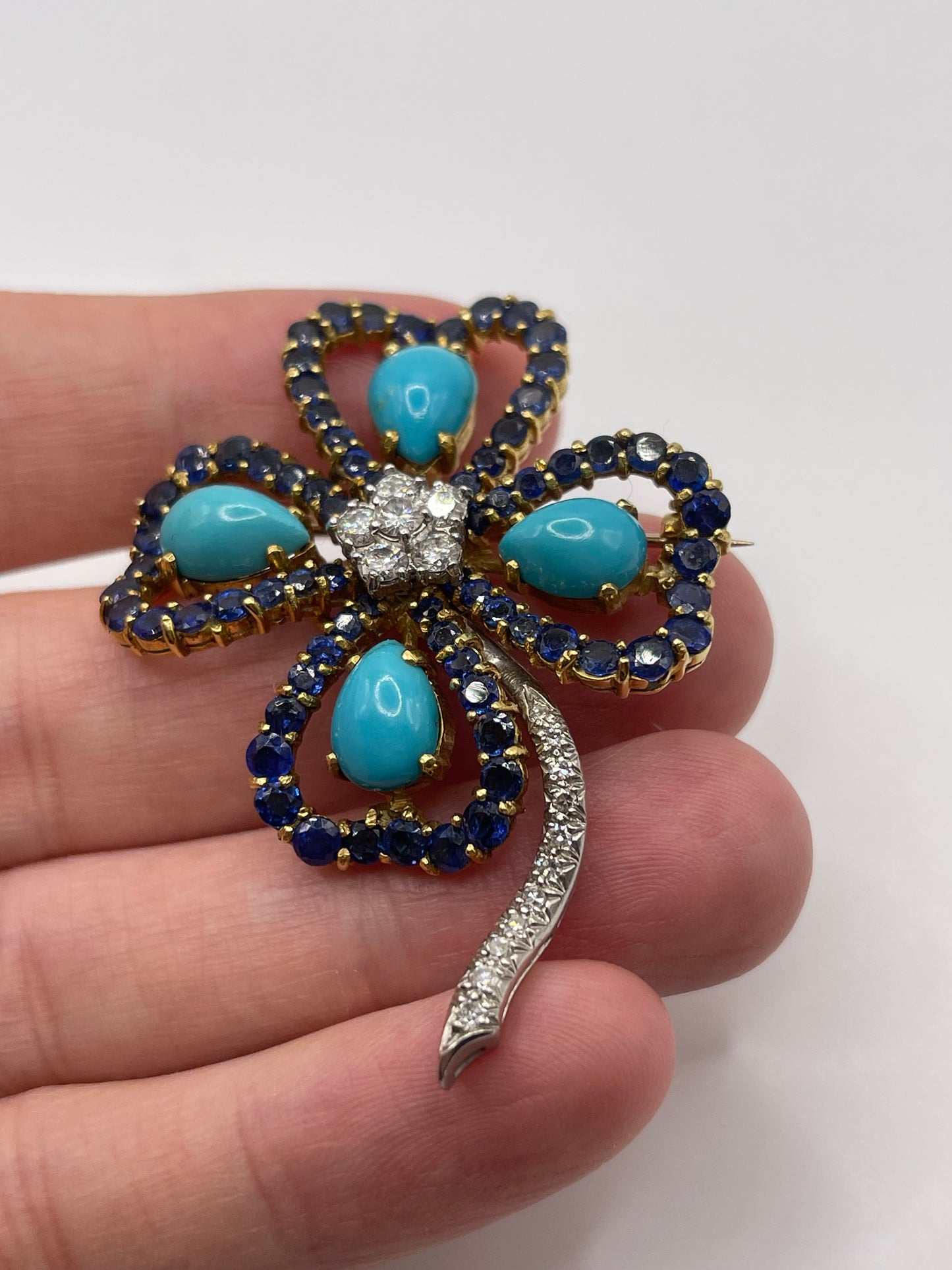 18ct gold turquoise, sapphire and diamond clover brooch