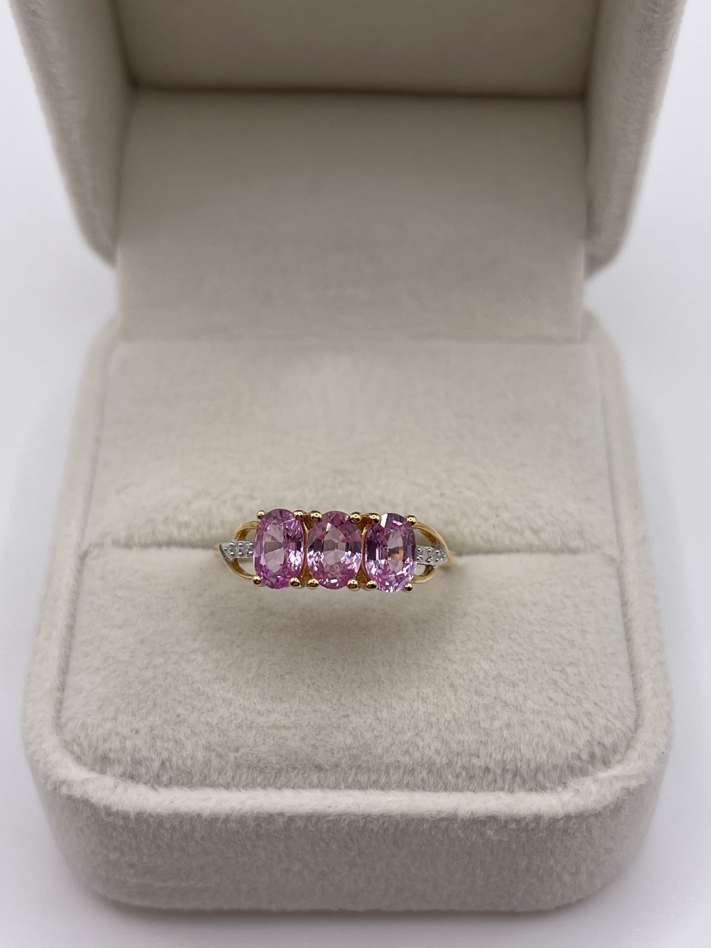 9ct gold pink sapphire and diamond ring