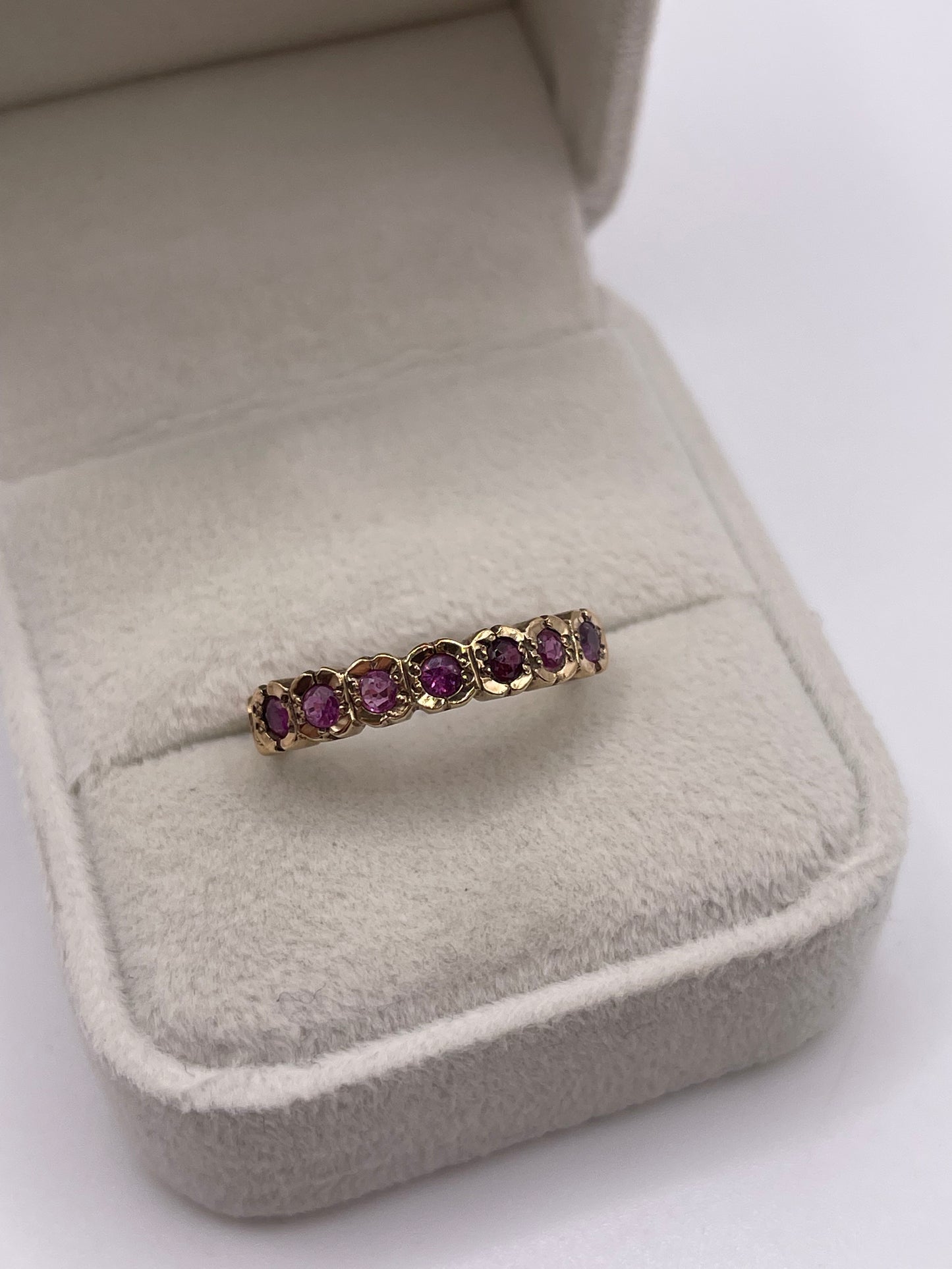 9ct gold ruby ring