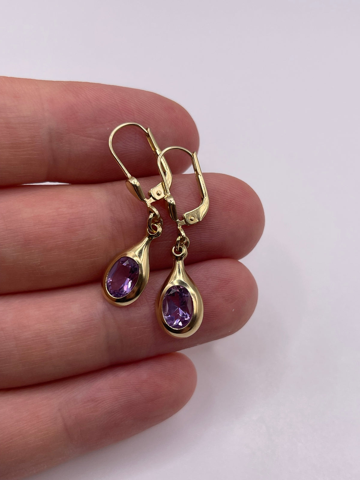 9ct gold amethyst earrings