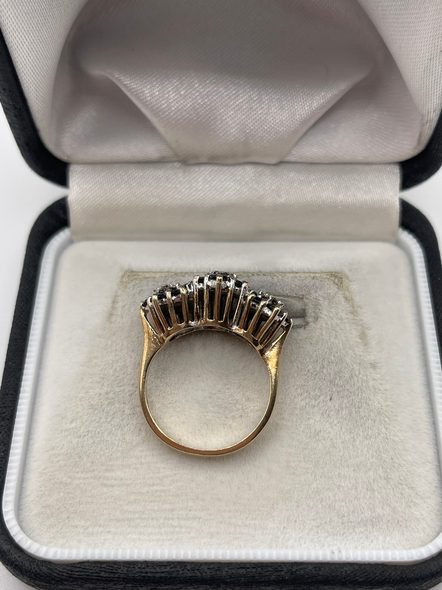 9ct gold sapphire and diamond ring