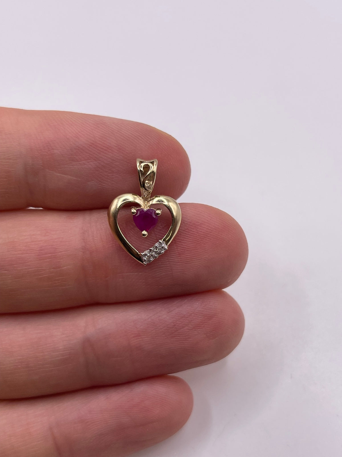 9ct gold ruby and diamond pendant