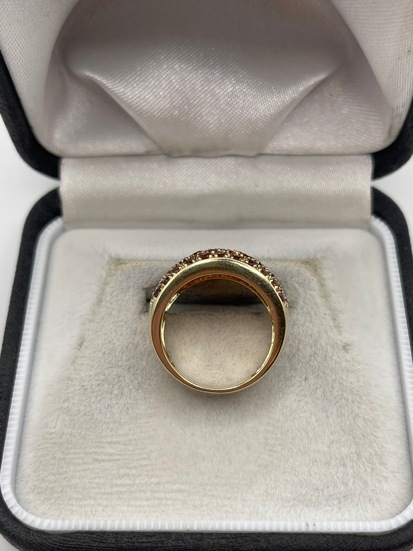 9ct gold garnet cluster ring