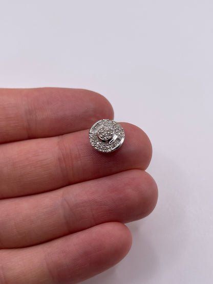 9ct white gold diamond cluster pendant