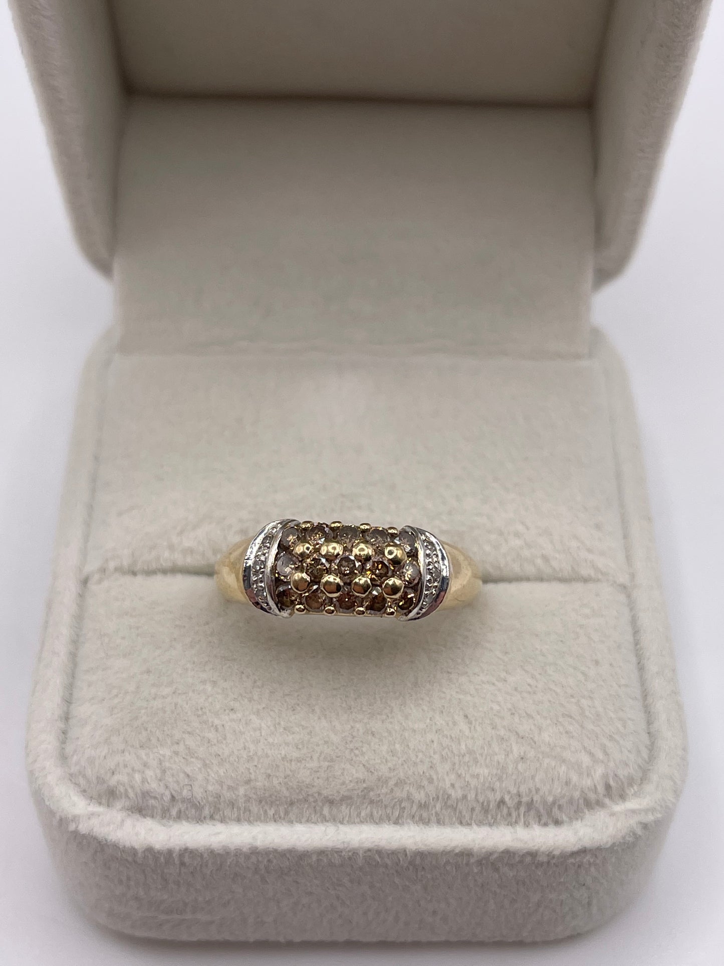 9ct gold diamond cluster ring