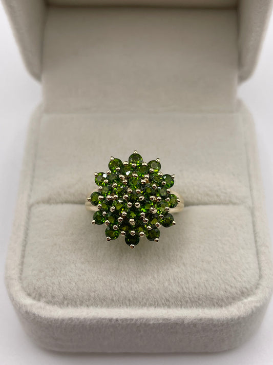 9ct gold diopside cluster ring