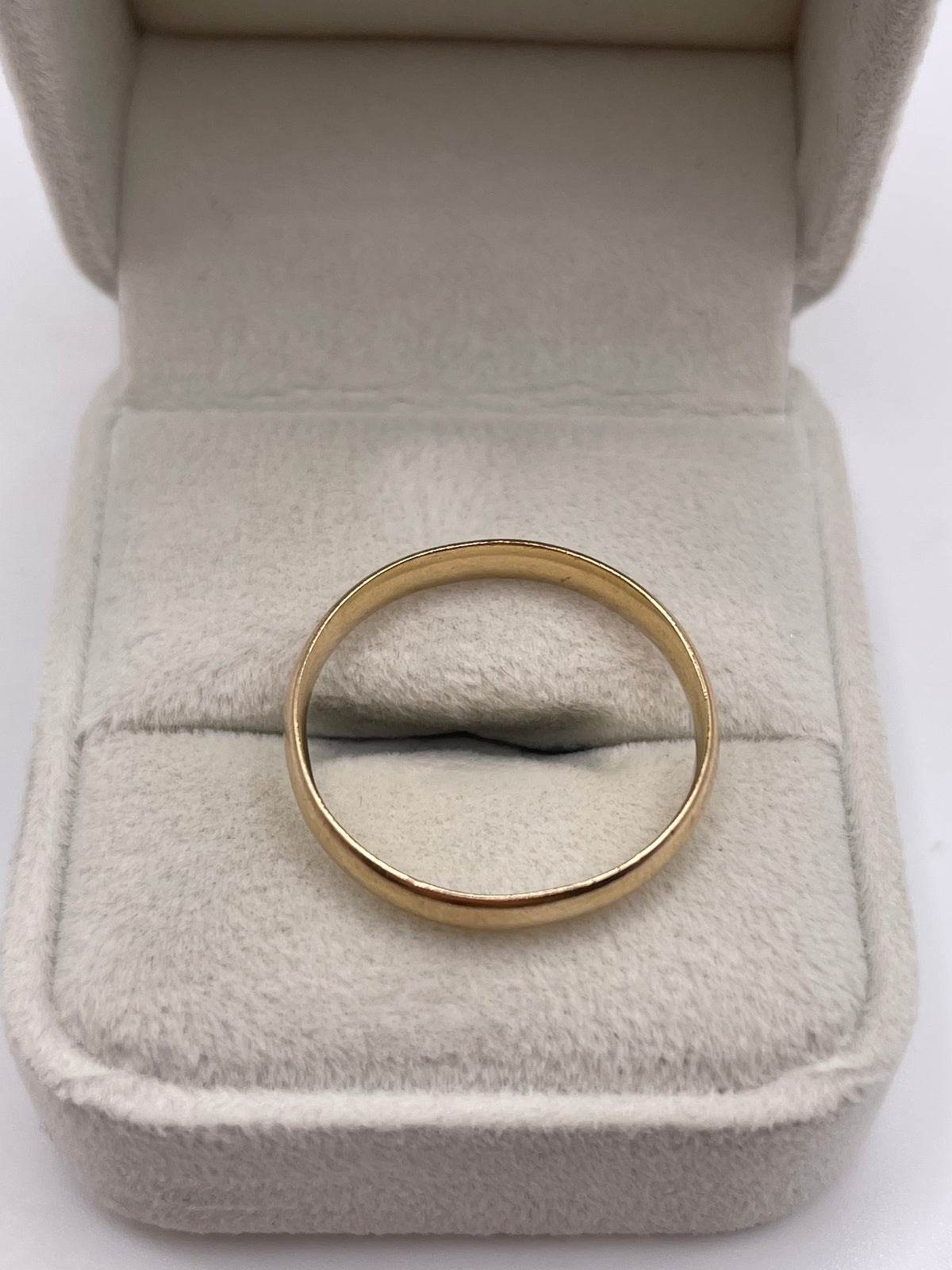 9ct gold band