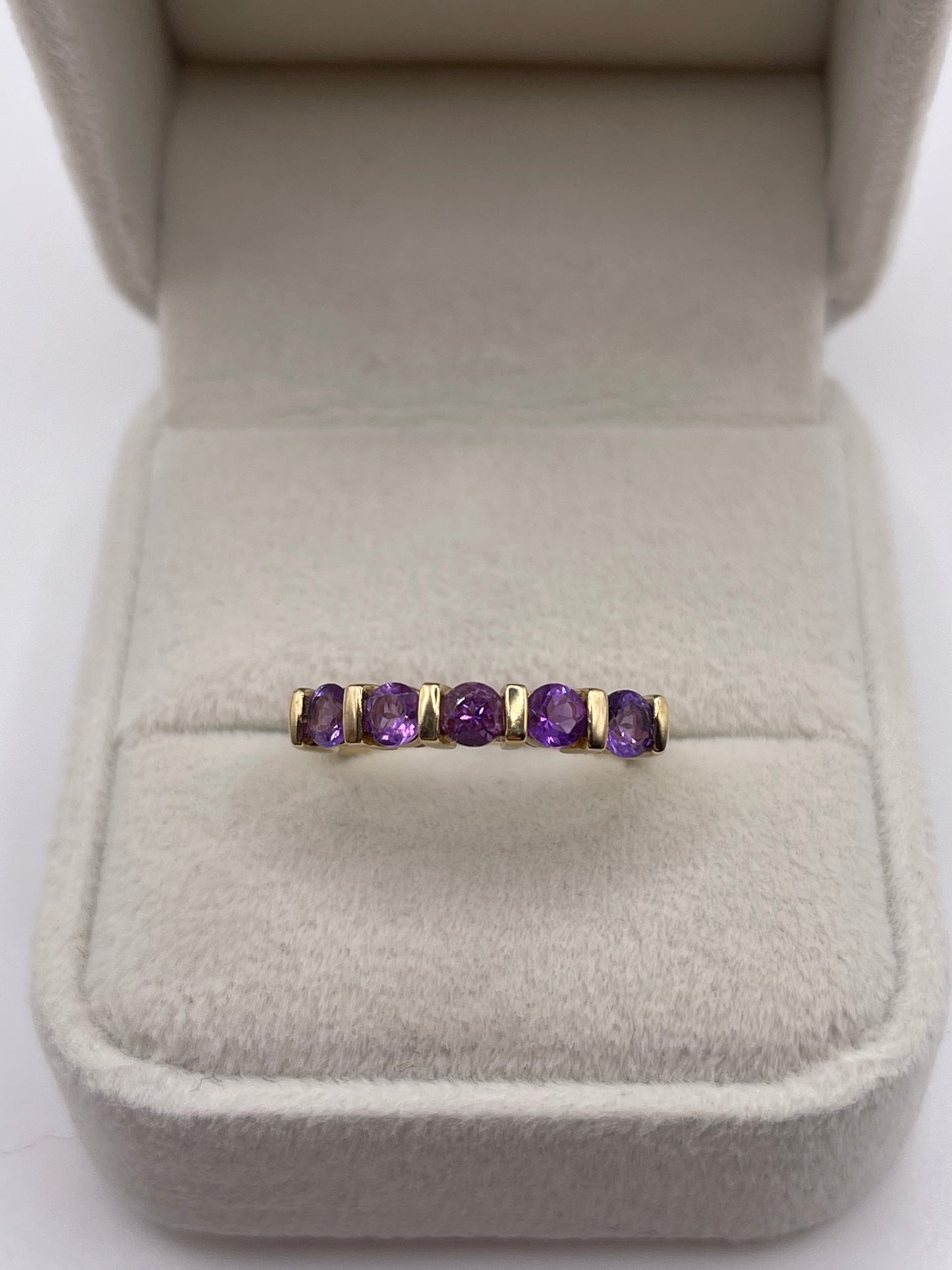 9ct gold amethyst ring