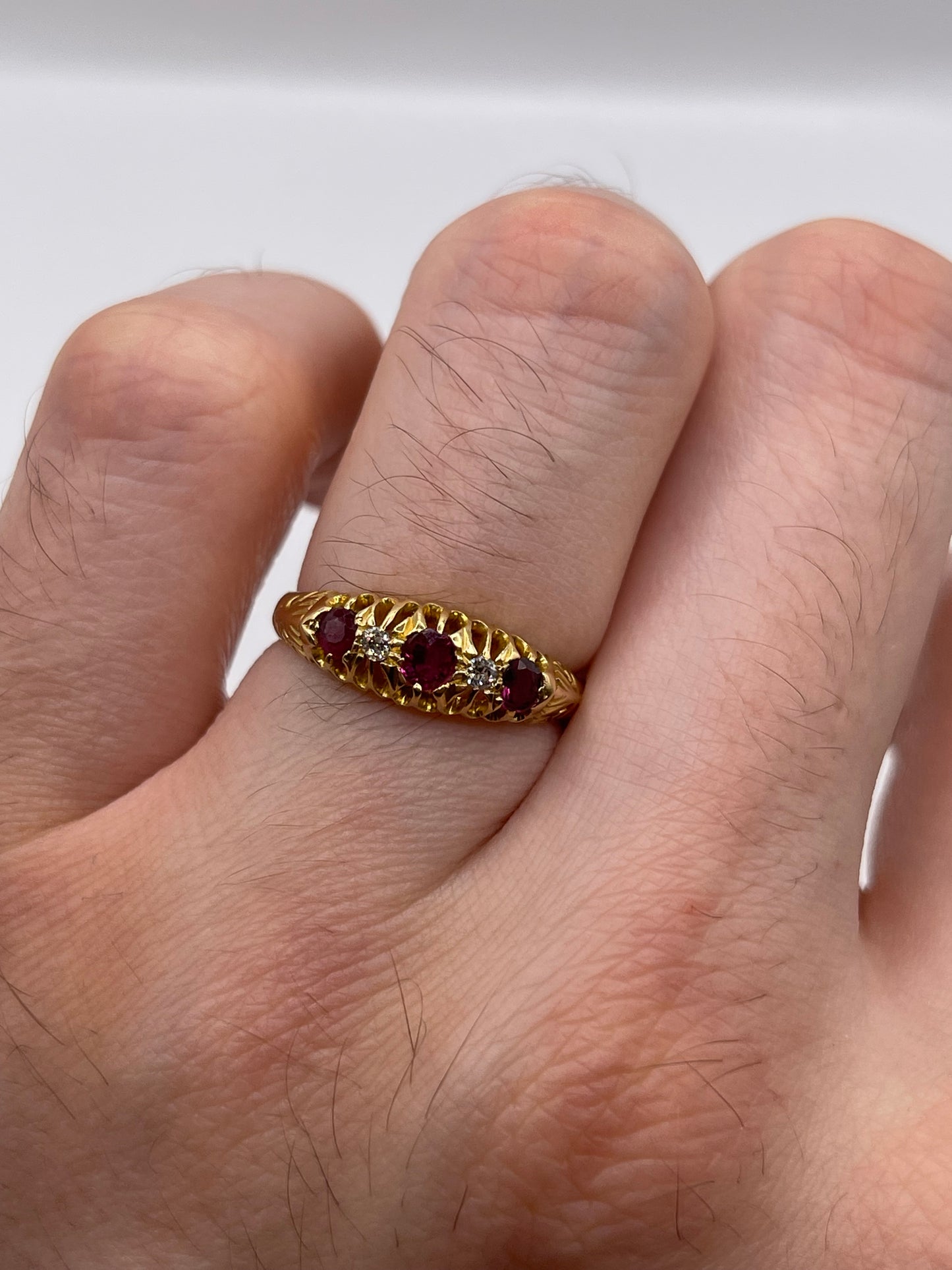 Antique 18ct gold ruby and diamond ring