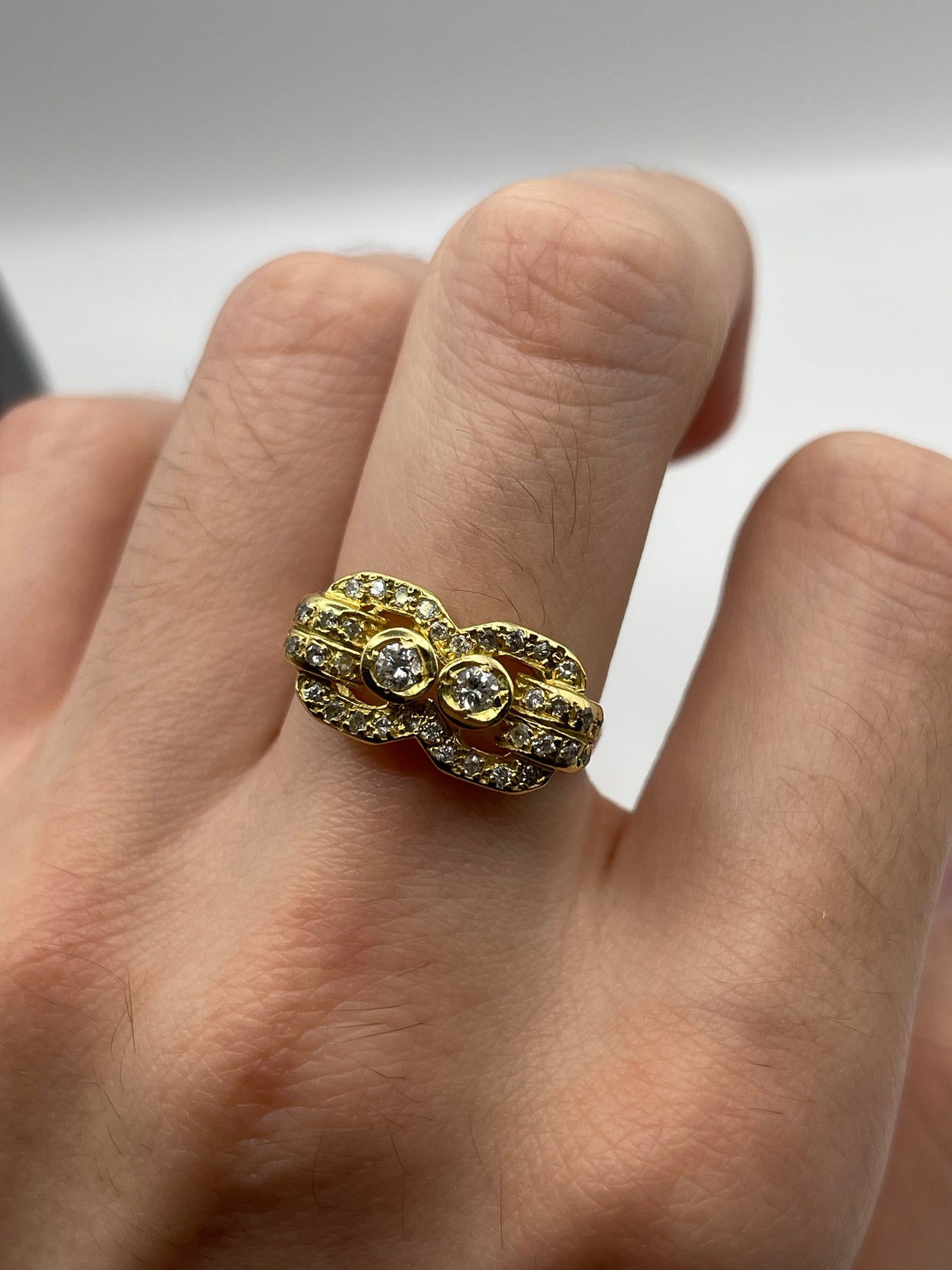 18ct gold diamond ring