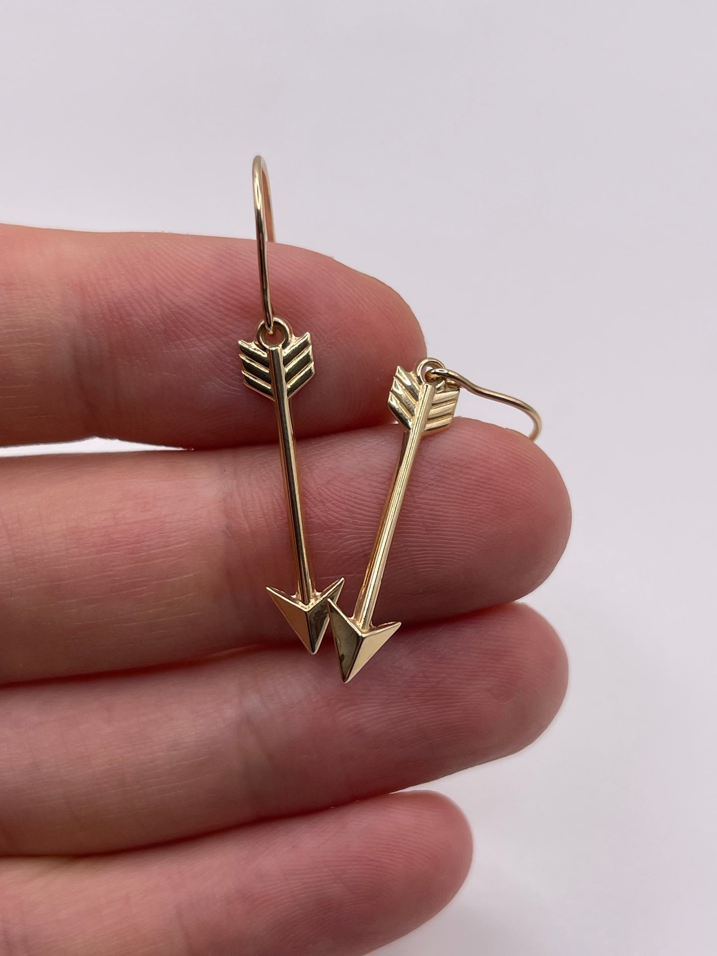 9ct gold arrow earrings