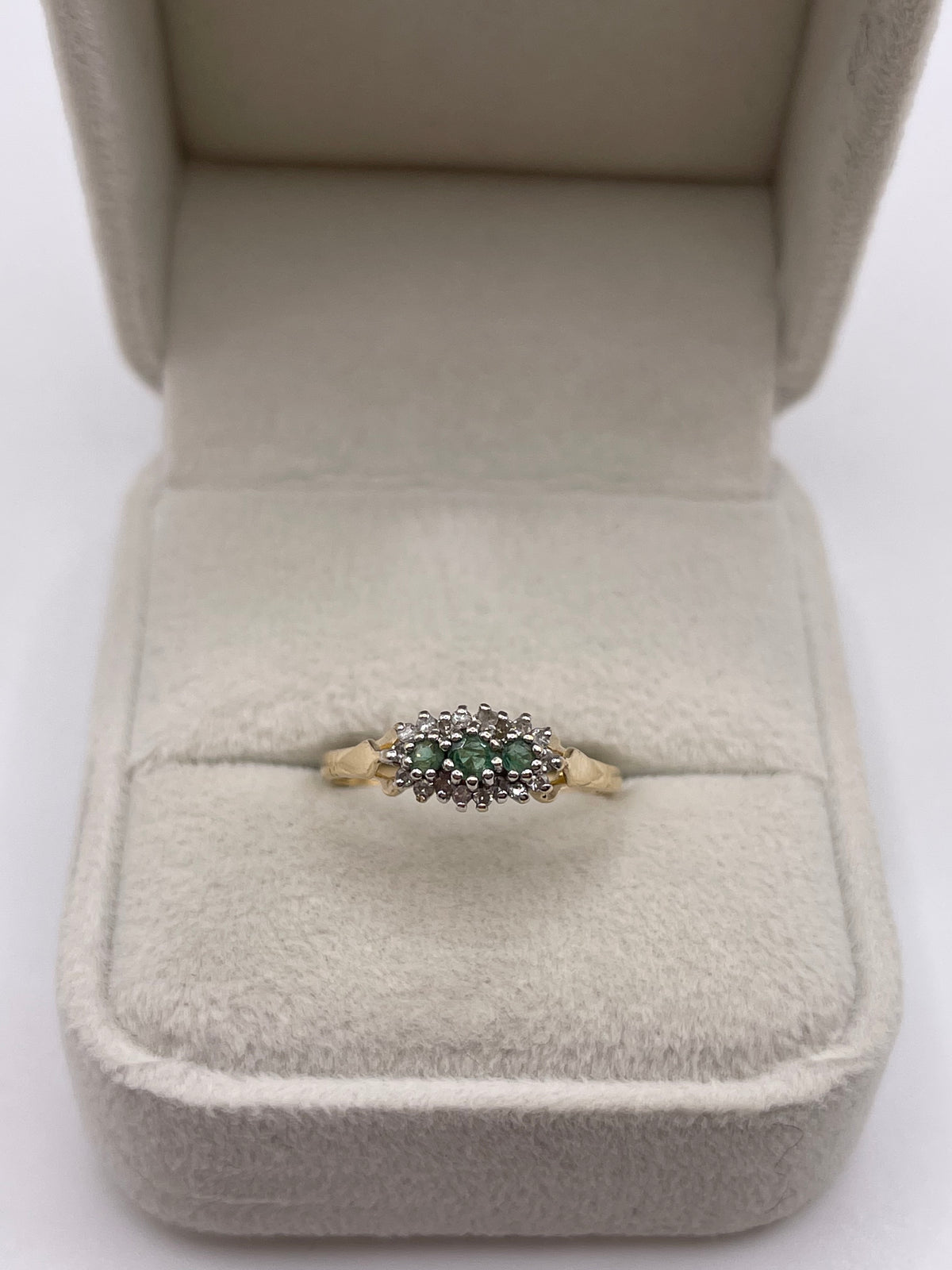 9ct gold emerald and diamond ring