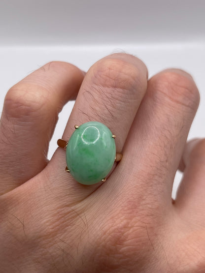 14ct gold jade ring