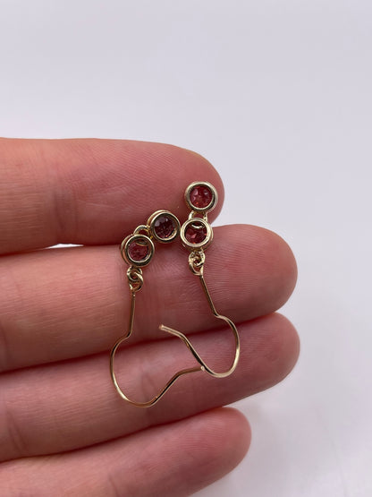 9ct gold garnet earrings