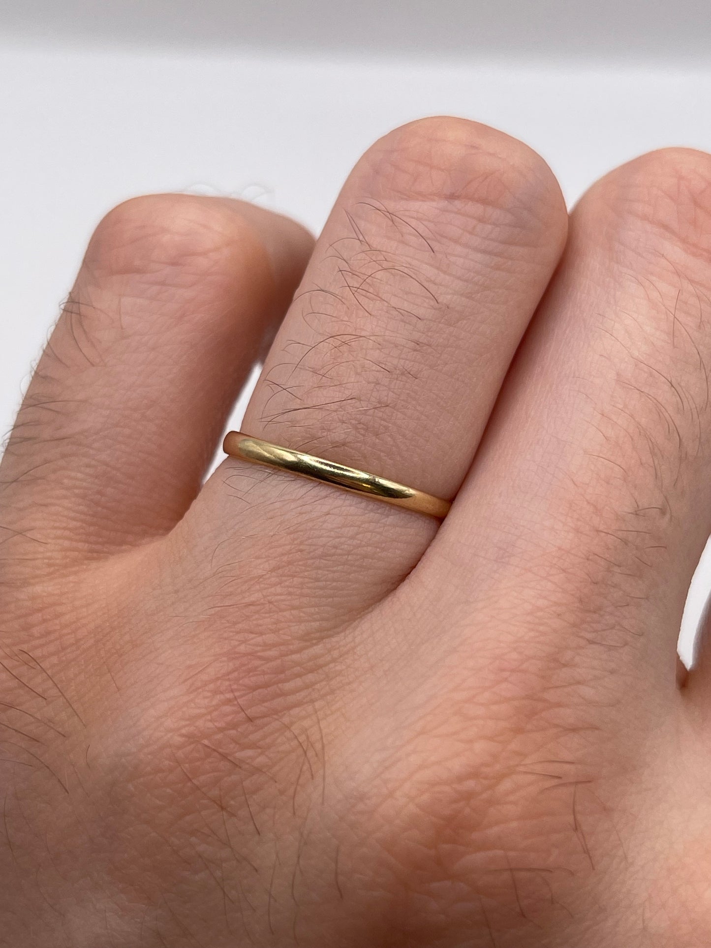9ct gold band