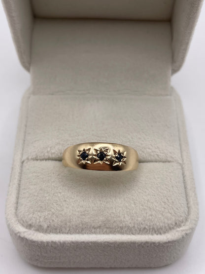 9ct gold sapphire gypsy ring