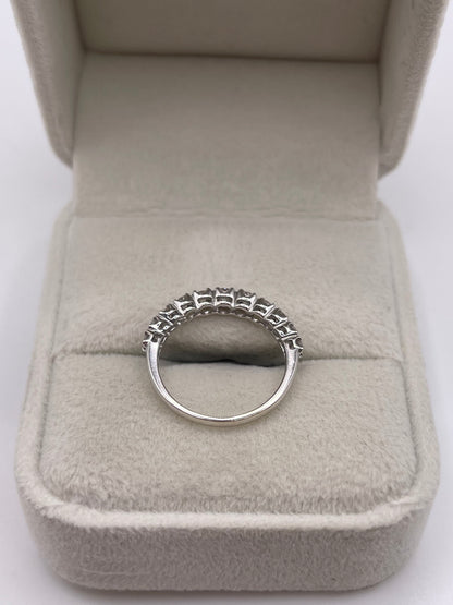 18ct white gold diamond ring