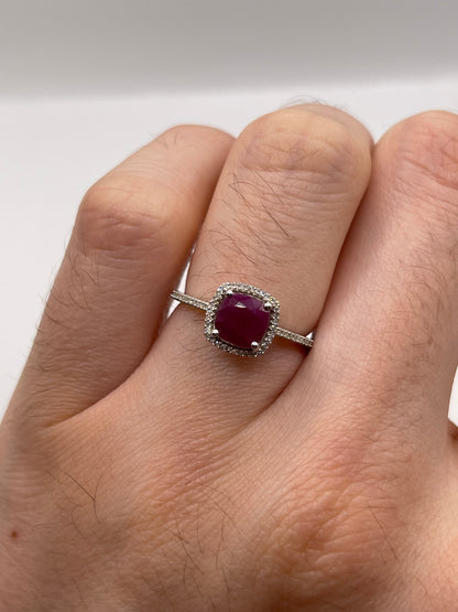 9ct white gold ruby and diamond ring