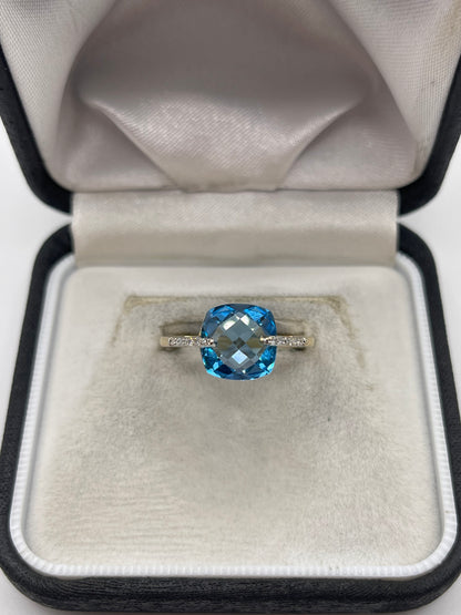 9ct gold topaz and diamond ring