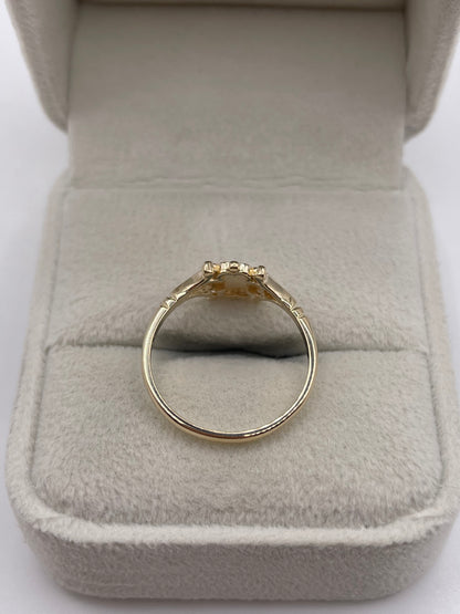 9ct gold clover ring