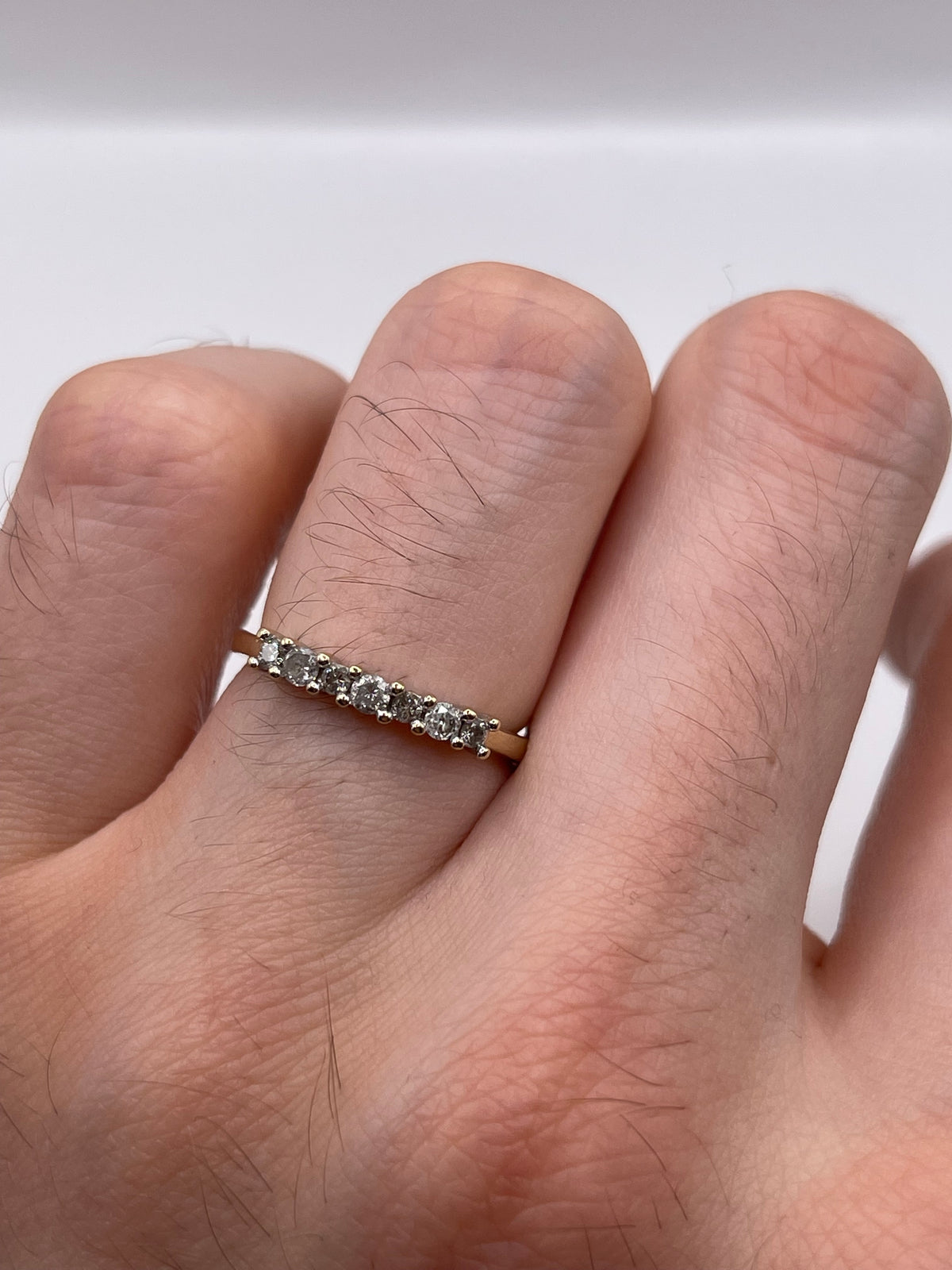9ct gold diamond ring