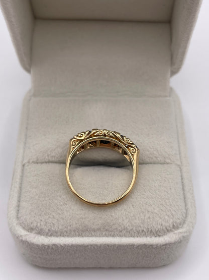9ct gold sapphire ring